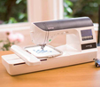 Brother Innov-Is NV1250 Sewing Machine 3